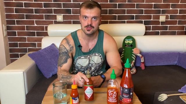 Соус Шрирача, какой вкуснее, а какой лучше и не пробовать? смотреть онлайн