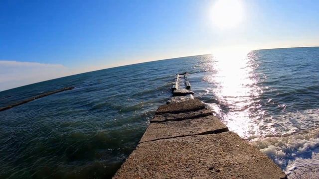 Море складывает бетон! Просторный пляж! Головинка, улочка у моря! ?ЛАЗАРЕВСКОЕ СЕГОДНЯ?СОЧИ. смотреть онлайн