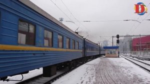 ПОЕЗД и ЖЕЛЕЗНАЯ ДОРОГА игрушка и реальные видео для детей про поезда