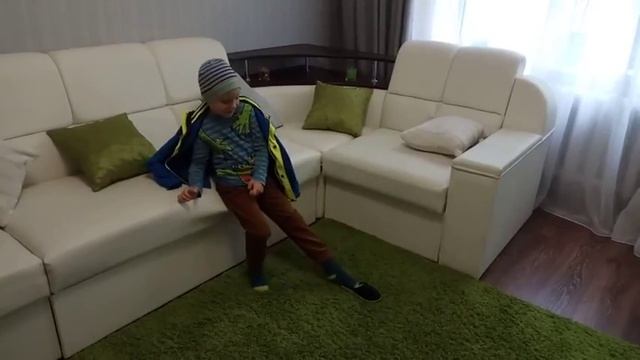 Как быстро одеться в садик)) смотреть онлайн