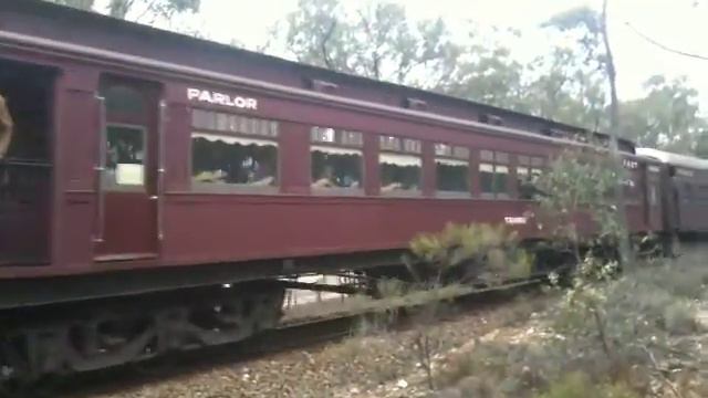 Castlemaine - Maldon Steam Train with Greg Hall riding First Class смотреть онлайн