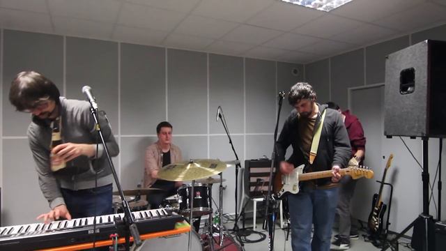 Bezczeszczę Bęben - "Walczyk" LIVE @Radio ŻAK 29.03.15 смотреть онлайн