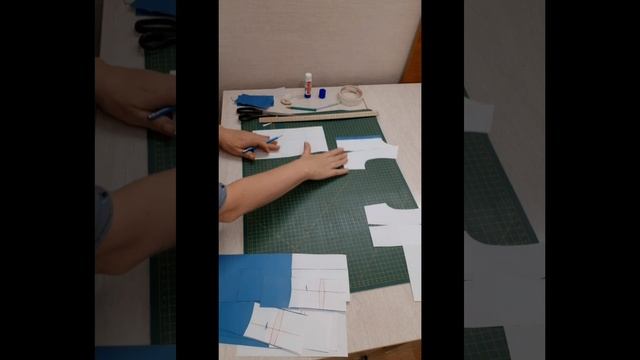 Моделирование платья с завышенной линией талии и ярусной юбкой#курсыкрояишитья смотреть онлайн
