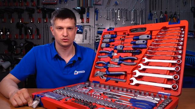 Самые большие красные чемоданы! смотреть онлайн