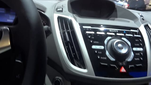 Ford C-Max 2012 dashboard and interior video смотреть онлайн