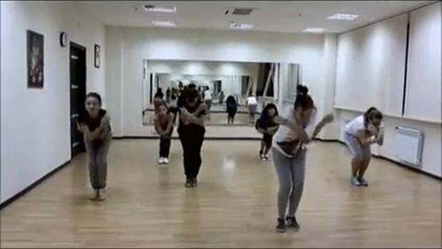 Азбука танца,джаз-фанк от Светланы Залесской.mp4 смотреть онлайн