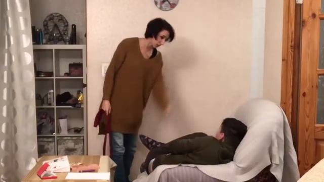 ⚫ Когда прогулял школу :D // Мама и Сын // (ВИДЕО GAN_13_) ⚫ смотреть онлайн