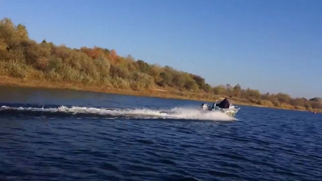 Копия видео "Прогресс -2 в тумане речной пыли от катамарана..." смотреть онлайн