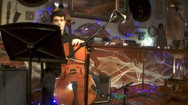 Gaspar Cassado, Cello Suite No. 1, Mvmnt. 3 - Faares Deeb, Cellist смотреть онлайн