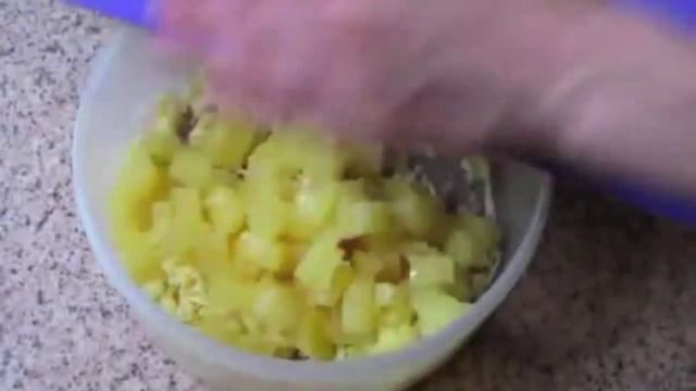 Салат из Курицы с Ананасом видео рецепт смотреть онлайн