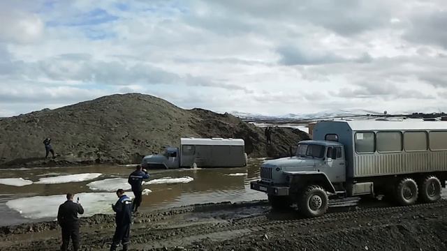 Пьяный водитель выдает! смотреть онлайн