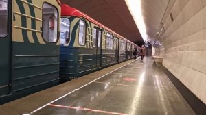 Метро Москвы|Метро 2021|Прибывает поезд на станцию Верхние Лихоборы Люблинско-Дмитровская линия