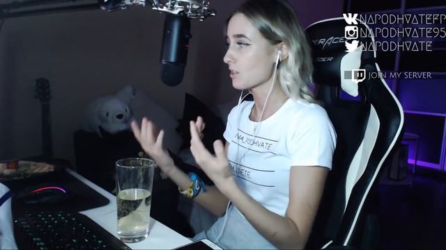 Достала язычком до... | olyashaa, Only_Smiles, mini_diva | Twitch Top4ik Moments #3 смотреть онлайн