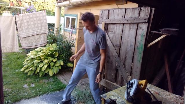 Зеркало. Мебель для дачи своими руками | Улучшения за копейки #2 смотреть онлайн