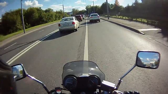 Обычный путь домой Honda NTV650 Moscow смотреть онлайн