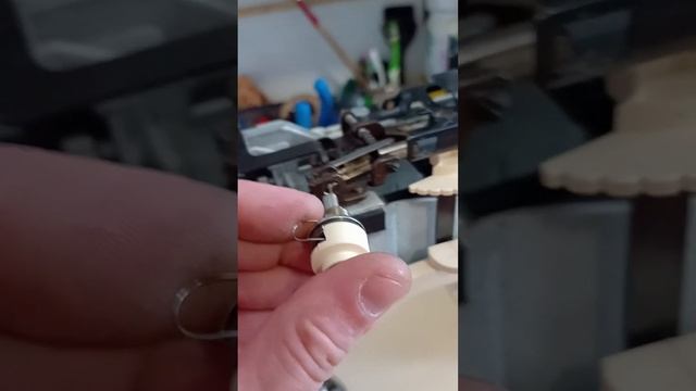 Singer Starlet. Repair vintage sewing machine. Разборка швейной машины Зингер Старлет. смотреть онлайн