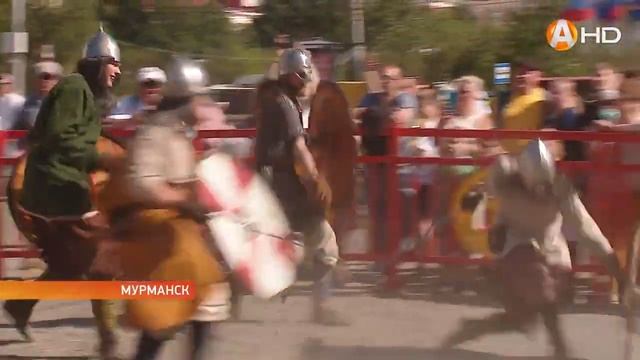 Большой праздник в честь Дня России прошёл в самом центре Мурманска смотреть онлайн