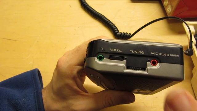 Presentazione Walkman-registratore Sony WM-GX322 смотреть онлайн