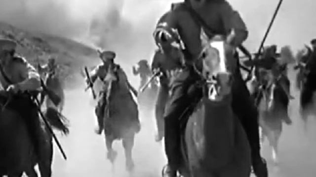 Возле самых ворот - Виктор АнТас (на слова О. Кулебякина) смотреть онлайн