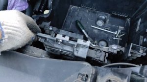 Куда уходит антифриз Renault Grand Scenic 4/Where does Renault Grand Scenic 4 antifreeze go?