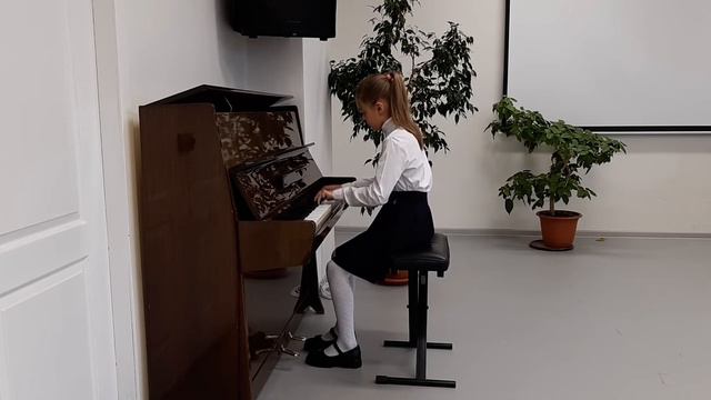 Тюнина Вероника П Цильхер У гномов смотреть онлайн