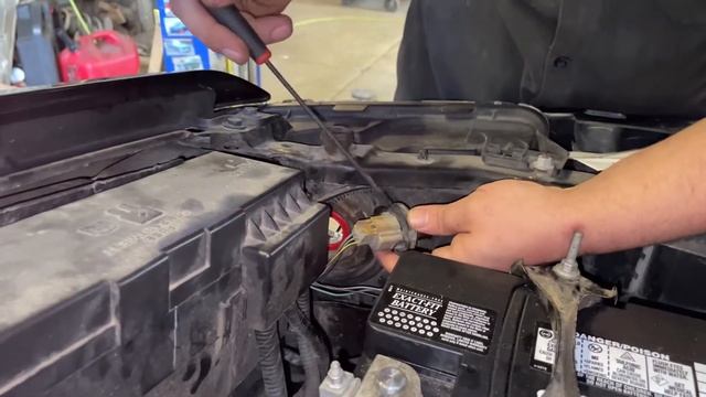 Auxito LED headlights review & how to install on Ford Escape смотреть онлайн