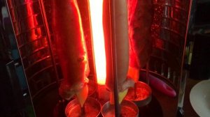 Решили мы пожарить купаты в электрошашлычнице...