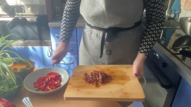 Салат с макаронами, тунцом и помидорами / How To Make Italian PASTA SALAD смотреть онлайн