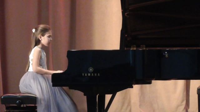 Снежана Жужгова, 9 лет. Ф. Шопен - Ф. Лист. "Пирушка"; Б. Барток. "Тамбурин" смотреть онлайн