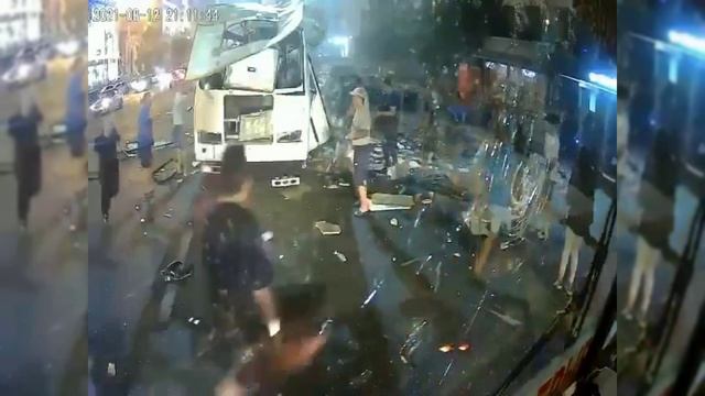 В Воронеже взорвался автобус смотреть онлайн