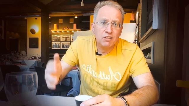 Почему Итальянцы НЕ ПЬЮТ кофе из одноразовой посуды ? Чашка или Пластиковый Стаканчик? смотреть онлайн