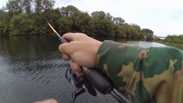 Микроджиг в сентябре на Дону. Окунь, щука, много Fanatik + чуть-чуть Lucky John смотреть онлайн