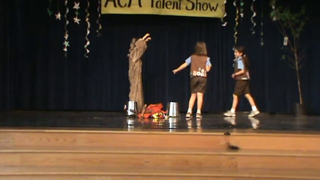 ACM Talent Show 2011.MPG смотреть онлайн