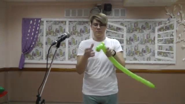 Лошадка из шариков смотреть онлайн