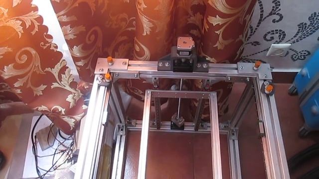 3D-принтер своими руками, серия №8, допилинг линейных подшипников смотреть онлайн