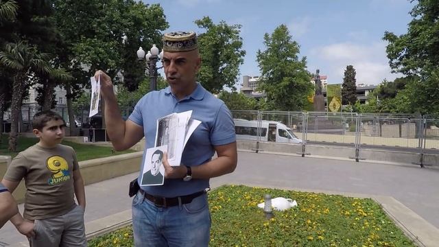 Появление памятников в Баку. Фуад Ахундов о скульпторе Абдурахманове. Часть 1 смотреть онлайн