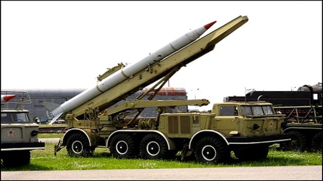 The power of the Soviet 9K52 Luna-M short-range ballistic missile complex смотреть онлайн