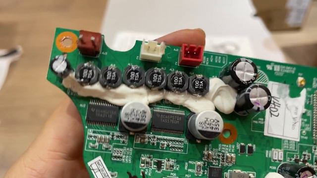 ? Marshall Kilburn II (2) Teardown check nội thất Eu vs US | Liệu có Fake ??? смотреть онлайн