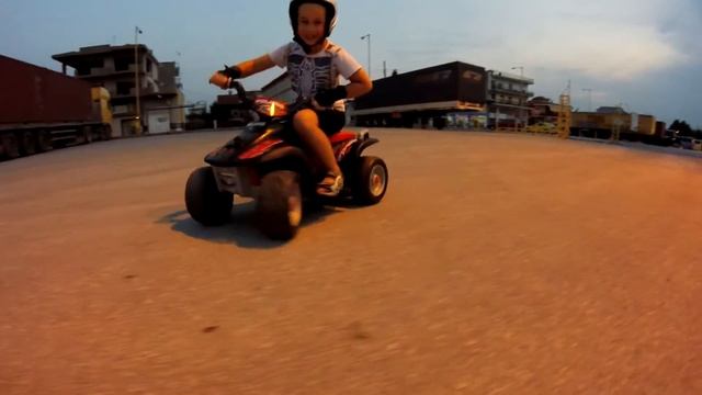 peg perego polaris 400 drift смотреть онлайн