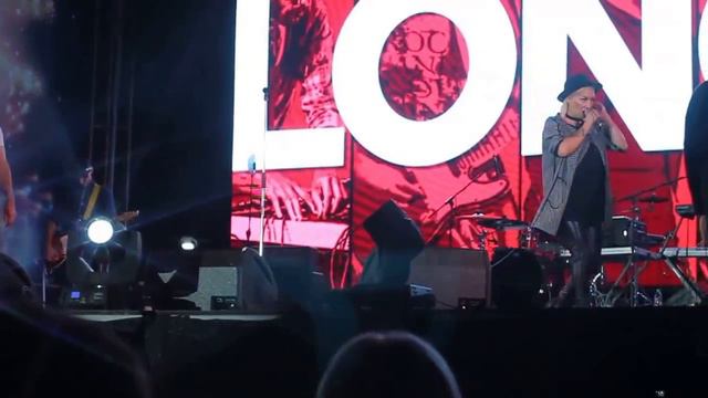 LONGA - We Found Love (Rihanna cover) @ Тирасполь / 2016-09-02 смотреть онлайн