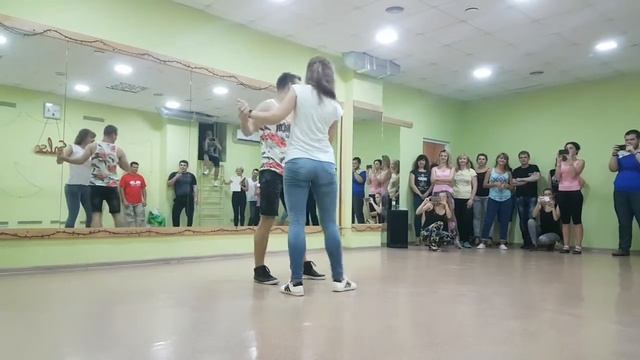 Bachata workshop by Victor Bogdanov & Oxana Si смотреть онлайн
