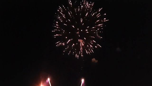 Праздничный салют по случаю дня города Красное Село 10.09.17 смотреть онлайн