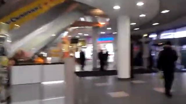 Реутов, Октября 10 ТРЦ Экватор, внутри смотреть онлайн