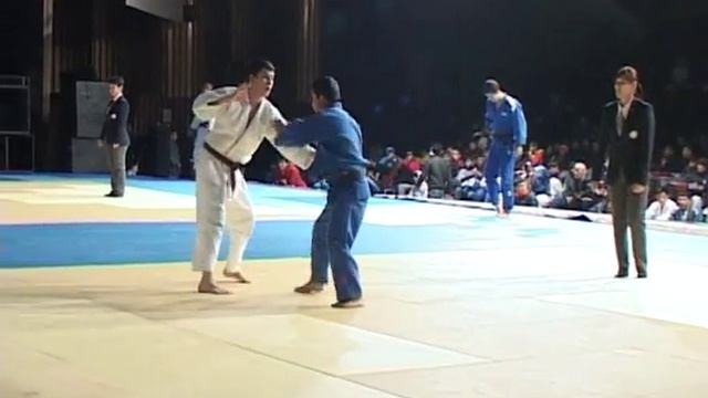 Спорт. Дзюдо. Кубок Хан Манас-2015. День 1. Татами А (часть 4). смотреть онлайн