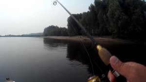 Окунь на блесну Кастмастер