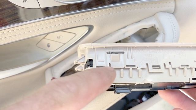 EASY! How to fix a broken or worn window switch in a W205 Mercedes C Class C300, C43, C63 смотреть онлайн