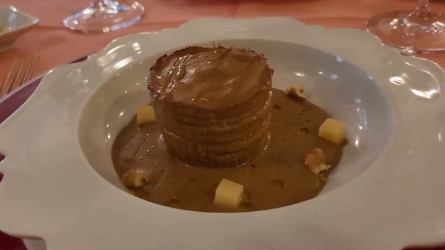 ЛЮБИМЫЙ РЕСТОРАН САЛЬВАДОРА ДАЛИ МИШЛЕН В БАРСЕЛОНЕ, RESTAURANTE "VIA BENETO" BARCELONA MICHELIN смотреть онлайн