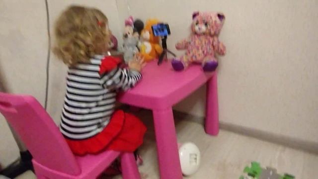 Купили дитячий столик DOLONI ,на двох. смотреть онлайн