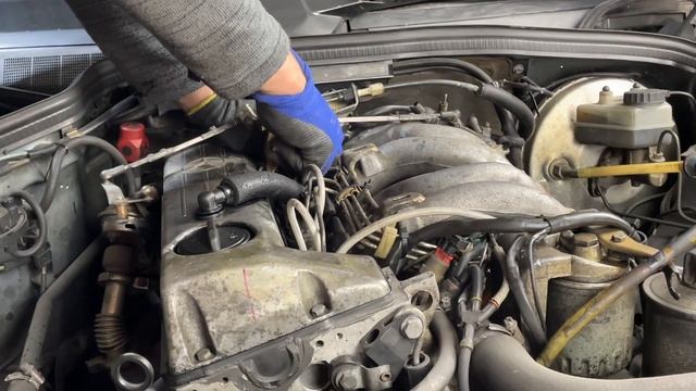 Ausbrennen Der Ansaugbrücke. Mercedes W201 190D