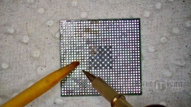 Samsung Galaxy M21 SM-M215 висит на заставке, перезагружается.